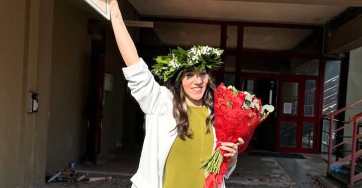 Cagliari, Beatrice quasi mamma bis e dottoressa: ha raggiunto il suo traguardo alla magistrale in filologie classiche e moderne