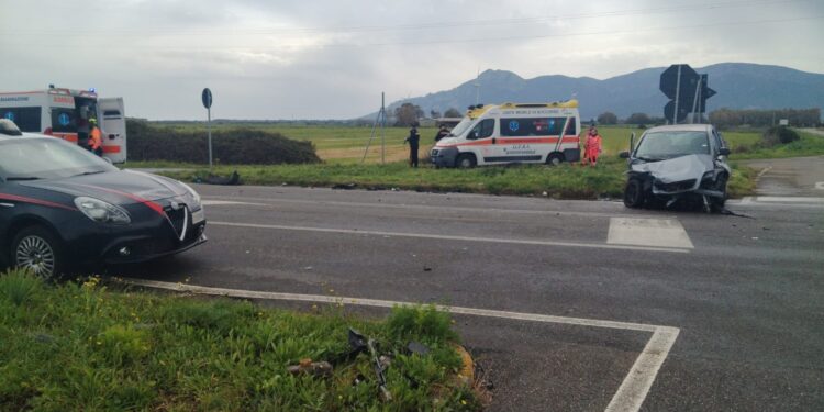 Schianto a Pabillonis sulla Ss 197: due feriti in condizioni critiche