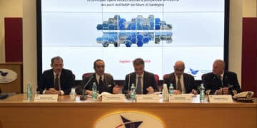 Il viceministro Rixi al Porto di Cagliari: “Rendiamo il Sistema Sardegna baricentrico per le strategie nel Mediterraneo”