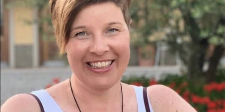 Tragico incidente stradale in Kenya, morti due italiani: un 39enne una mamma di 51anni