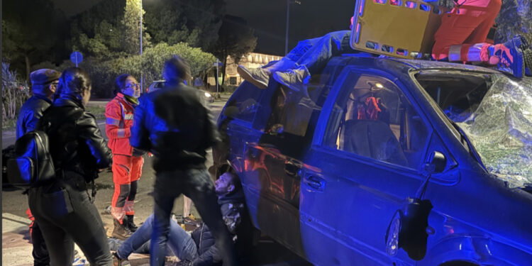 Flumini, l’sos disperato di una mamma: “Mio figlio ferito al parco, oltre 30 minuti di assurda attesa per l’ambulanza”