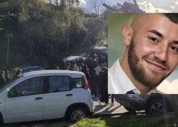 Il giorno dell’addio a Marco Mameli: Ilbono abbraccia il giovane ucciso la notte di Carnevale