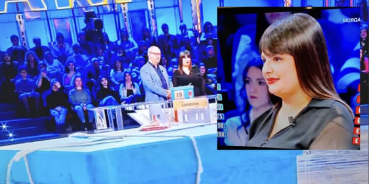 Affari Tuoi regala 40 mila euro a Mariagrazia di Sorso: accetta l’offerta al posto del suo pacco