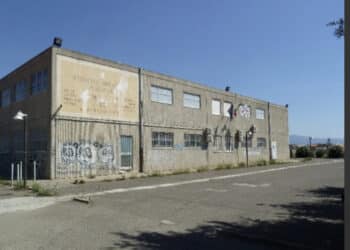 Pirri, blatte e termiti al Giua: il dirigente scolastico risponde alle proteste degli studenti