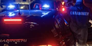 Rissa fra minorenni, accoltellato un 16enne: è grave