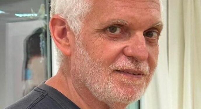  All’età di 57 anni, è mancato a Cagliari Maurizio Kalb: l’ultimo saluto giovedì a Genneruxi