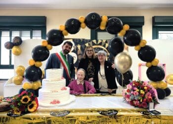 Festa a Cagliari per i 100 anni di Nunziata Perra