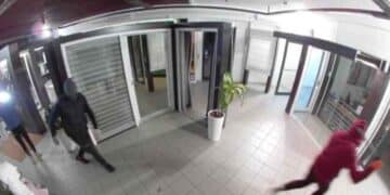 Sestu, ladri scatenati irrompono anche nella fabbrica delle zanzariere. I cittadini: “Non ci sentiamo sicuri”