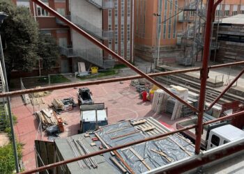 Cagliari, gli studenti del liceo Eleonora d’Arborea esasperati dopo mesi di lavori: “E’ un incubo”