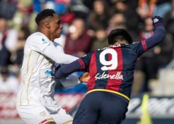 Bologna-Cagliari 2-1, Piccoli illude poi Orsolini dilaga: il Cagliari sbanda in difesa e non tira in porta