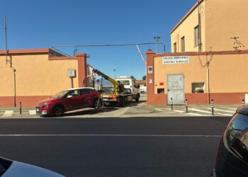 Cagliari, la strage del carro attrezzi in viale Monastir: ogni dieci minuti un’auto rimossa dalle strade (VIDEO)