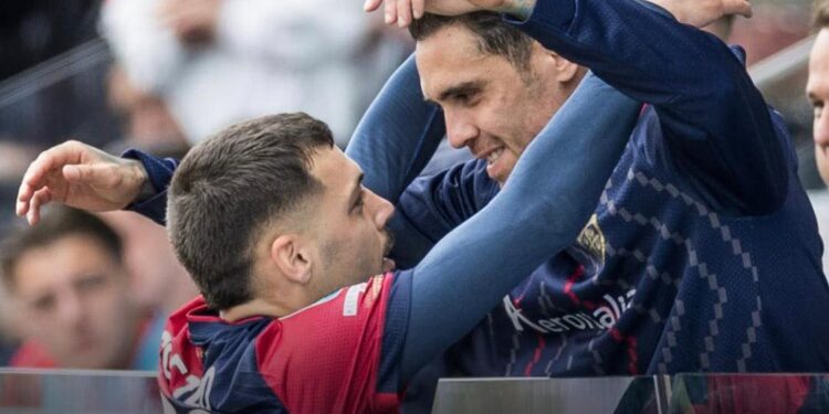Cagliari-Monza 3-0, è il tris della salvezza: Viola Gaetano e Luvumbo ipotecano un’altra serie A
