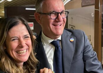 Decadenza Todde in Sardegna, nel chiasso dei 5 stelle fa rumore il silenzio del Pd