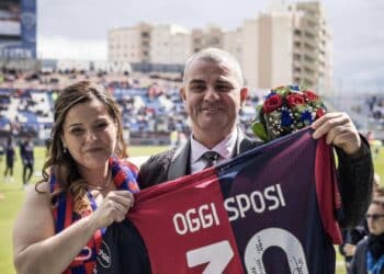 Tamara e Diego, un matrimonio speciale allo stadio e il Cagliari trionfa: “Il doppio sogno tutto nostro”