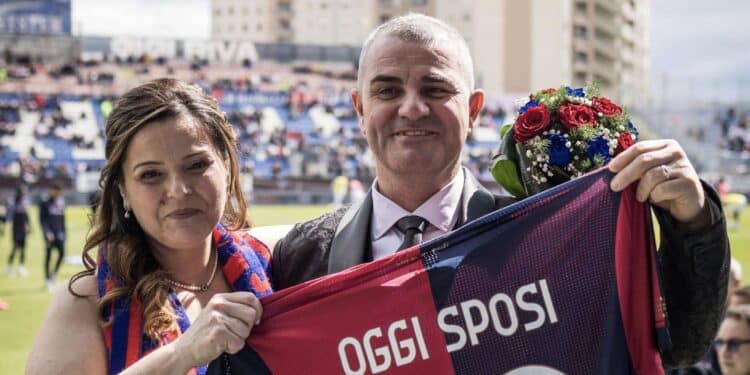 Tamara e Diego, un matrimonio speciale allo stadio e il Cagliari trionfa: “Il doppio sogno tutto nostro”