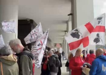 Scorie Nucleari? No grazie! A Cagliari esplode la protesta del Comitato Nonucle contro i depositi in Sardegna (VIDEO)