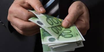 Cagliari, controlli a tappeto anti lavoro nero: chiusura e multe a pizzeria e pub