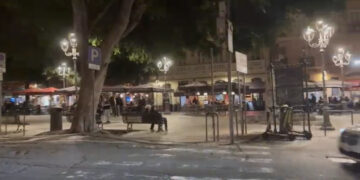 Cagliari, anche 15 euro per un drink ma la movida resiste: sette euro per lo Spritz, undici per un tagliere (VIDEO)