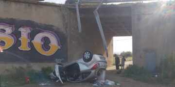 Cagliari, auto precipita dal cavalcavia sulla 131 dir: gravi due persone