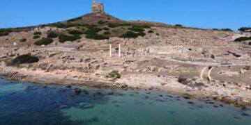Tharros, nuova campagna di scavo dove già sono stati ritrovati spilloni e monete