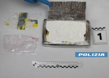 Allarme eroina nell’Oristanese: sgominata una banda di spacciatori, 5 arresti