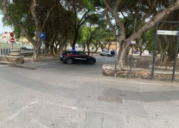 Capoterra, una lite per un cane finisce a colpi d’arma da fuoco: arrestato un 49enne