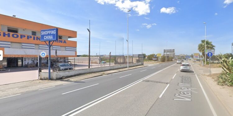 Cagliari, ciclista 38enne investito nella notte in viale Monastir: è grave al Brotzu