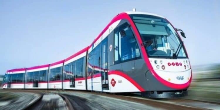 Cagliari, cantieri infiniti per la metro leggera: “Situazione inaccettabile, raddoppio della tratta e collaudo neppure iniziati”
