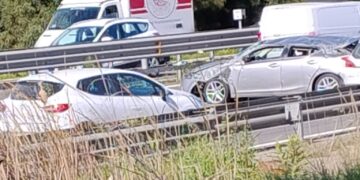 Cagliari, delirio asse mediano: una sola corsia e lavori mai iniziati, traffico in tilt