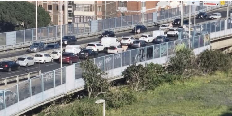 Cagliari, nuovo tamponamento sull’Asse Mediano: traffico in tilt
