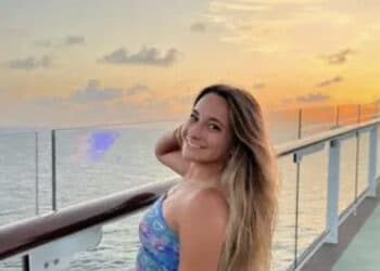 Studentessa di 21 anni mangia un panino in un locale  e muore: era allergica agli anacardi