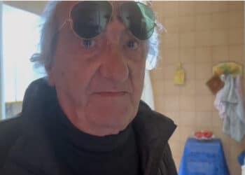 Cagliari, la vita nel degrado a San Michele: “Prigionieri dell’umidità da 9 anni, ogni due giorni dobbiamo rifare la casa” (VIDEO)