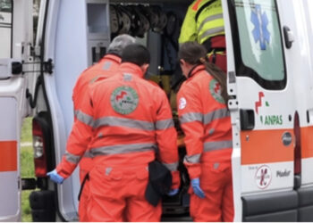 Sbatte con la minimoto contro un muretto: morto un bimbo di 4 anni