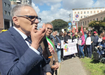 Cagliari, sit-in contro i tagli del nuovo bando Home Care Premium dell’INPS