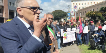 Cagliari, sit-in contro i tagli del nuovo bando Home Care Premium dell’INPS