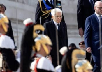 Celebrazioni del 25 aprile, il Presidente Mattarella all’Altare della Patria