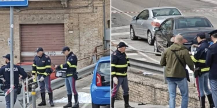 Auto finisce sul corteo del 25 aprile, morto un 81enne