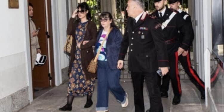 Garlasco, interrogata la madre di Andrea Sempio: non risponde alle domande e ha un malore