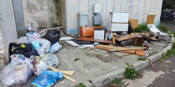 Cagliari, pulizia straordinaria nel quartiere di Sant’Elia