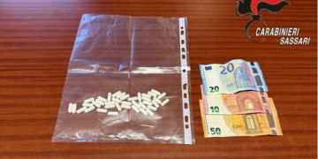 Cocaina nelle capsule dei medicinali: giovane arrestato a Porto Torres