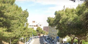 Cagliari, la richiesta per il papà malato di tumore: “Eliminate le barriere, permettetegli di fare la doccia”