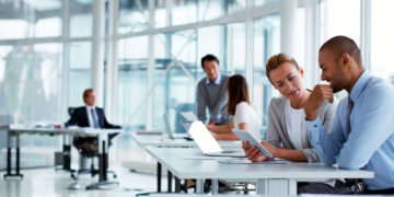 Non solo stipendi più alti: i cagliaritani ora vogliono pacchetti medici, bonus psicologo e assistenza familiare