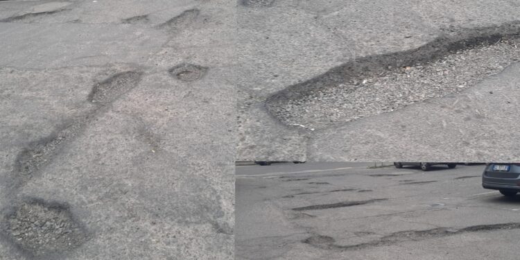 Pirri, i parcheggi di via Newton sono invasi dalle voragini: “Un grave pericolo per auto e persone”