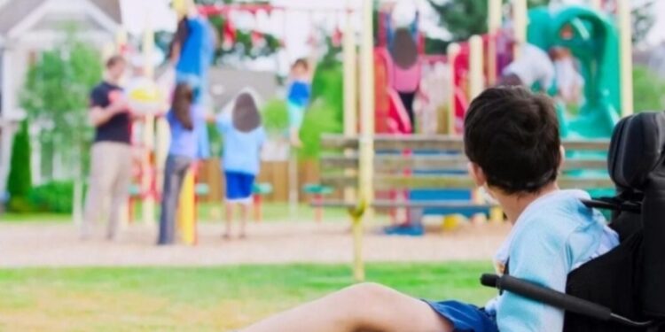 Cagliari, ancora ritardi per i contributi alle famiglie con disabili