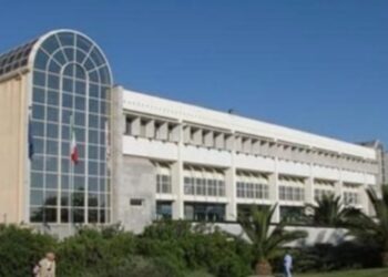 Trasferimento lampo del Centro HIV a Cagliari , scatta la protesta: “Siamo pazienti, non pedine”