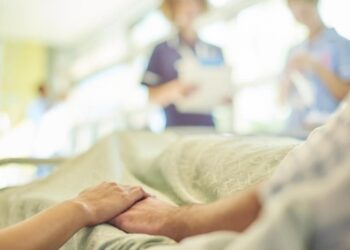 “Serve una sanità che curi, non scorciatoie verso la morte”: parte dai Comuni sardi la mobilitazione anti-suicidio assistito