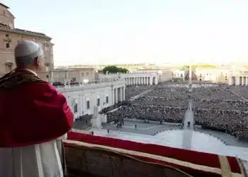 La Sardegna accoglie con affetto Papa Leone XIV: “Sia voce di pace nel mondo”