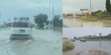 Quartu, strada allagata dopo il temporale: a ridosso della Ss554 le macchine devono attraversare quasi un fiume in piena