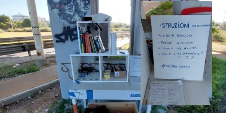 Cagliari, sotto il cavalcavia un piccolo scaffale colmo d’amore