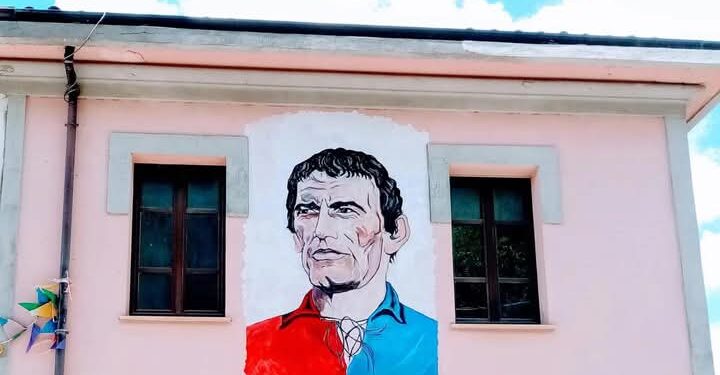 A Gadoni un murale dedicato all’indimenticabile Gigi Riva